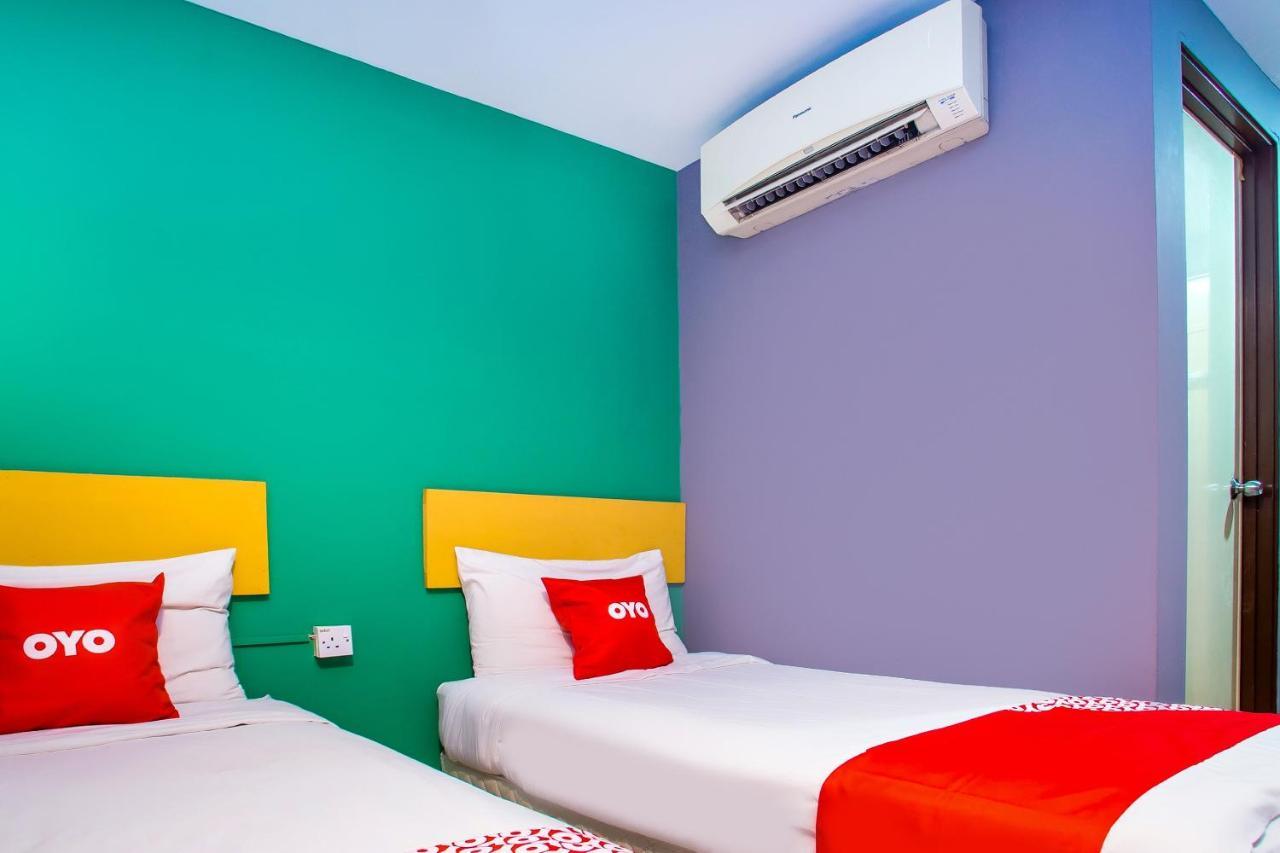 Oyo 89688 Alor Street Hotel Kuala Lumpur Bagian luar foto