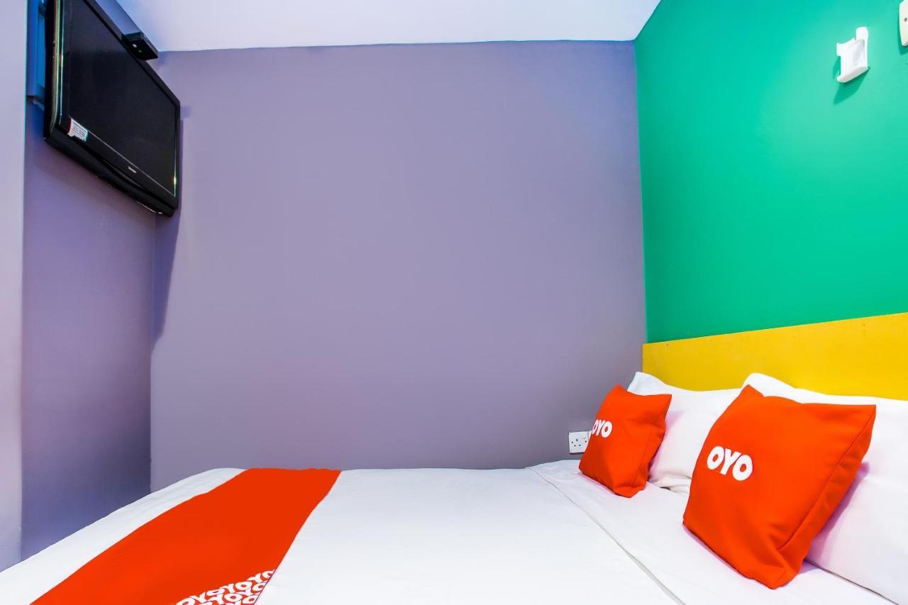 Oyo 89688 Alor Street Hotel Kuala Lumpur Bagian luar foto