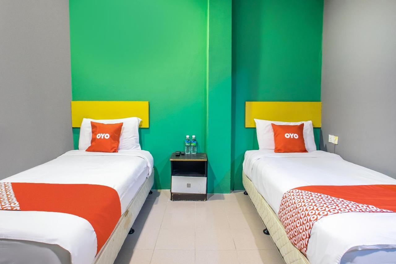 Oyo 89688 Alor Street Hotel Kuala Lumpur Bagian luar foto