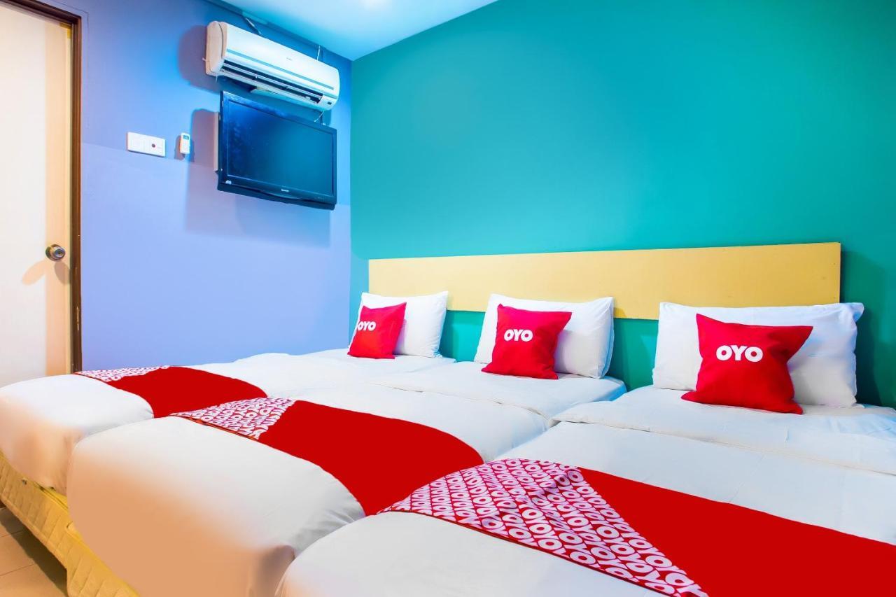 Oyo 89688 Alor Street Hotel Kuala Lumpur Bagian luar foto