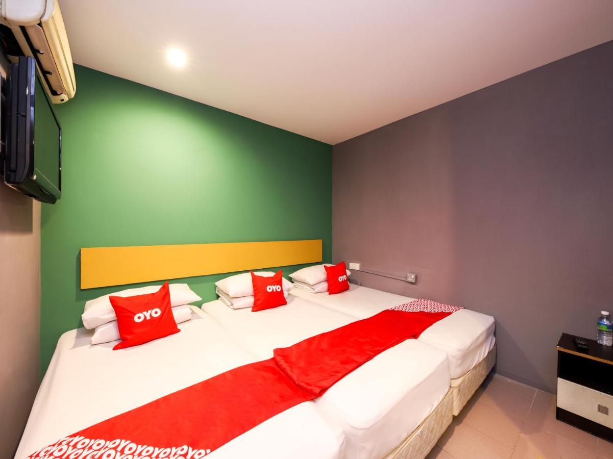 Oyo 89688 Alor Street Hotel Kuala Lumpur Bagian luar foto