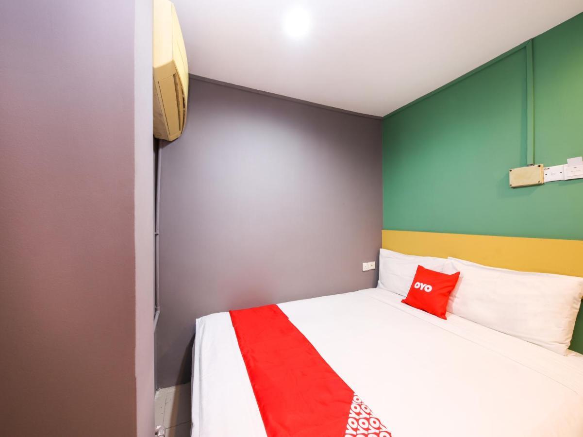 Oyo 89688 Alor Street Hotel Kuala Lumpur Bagian luar foto