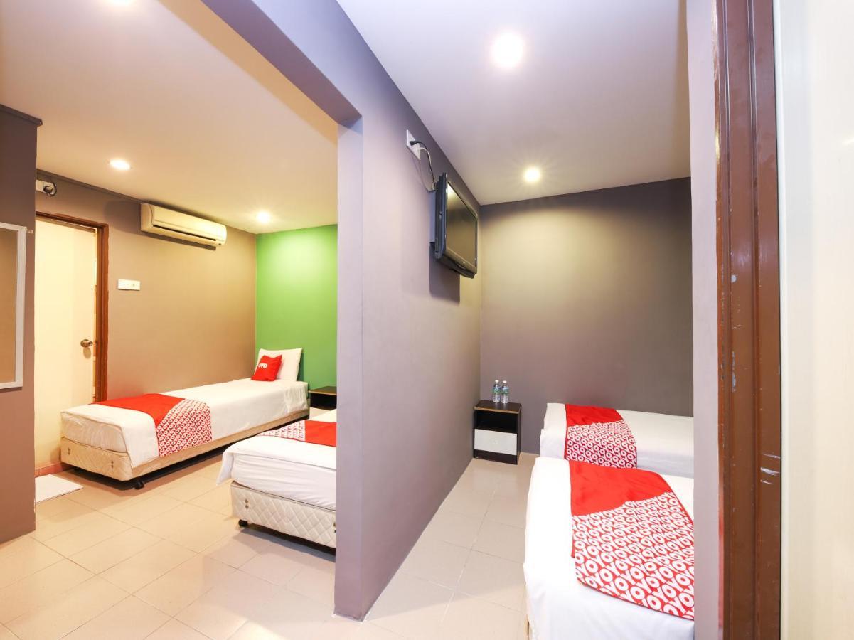 Oyo 89688 Alor Street Hotel Kuala Lumpur Bagian luar foto