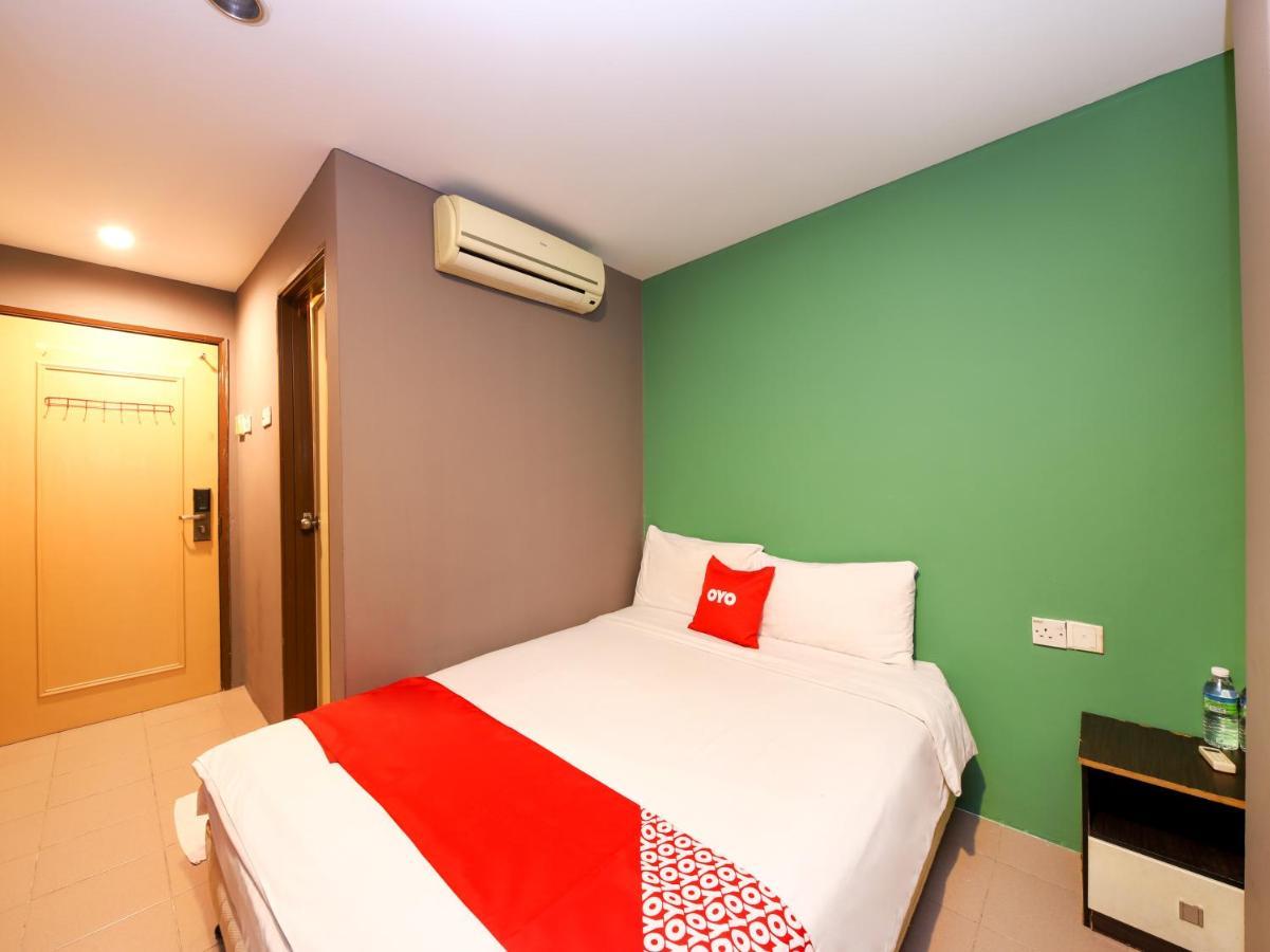 Oyo 89688 Alor Street Hotel Kuala Lumpur Bagian luar foto